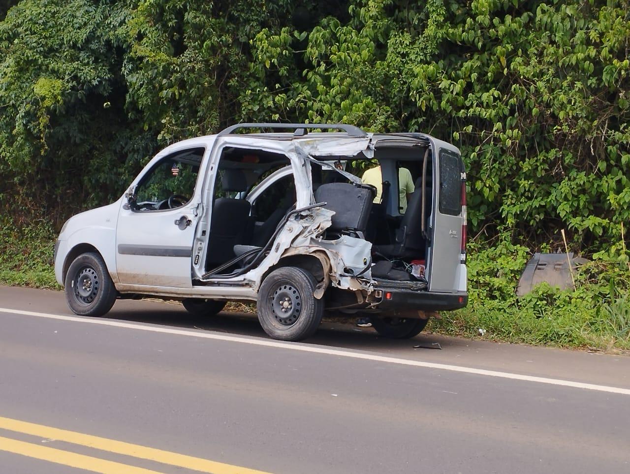 Bombeiros de Concórdia atendem acidente que deixou dois feridos na BR 153
