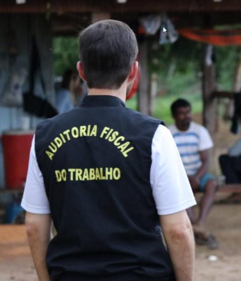 Mulher resgatada após 47 anos de situação análoga à escravidão