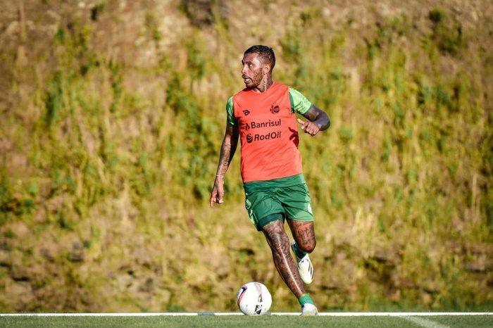 Banimento do ex-Juventude e suspensão de mil dias para Paulo Miranda no futebol após esquema de apostas