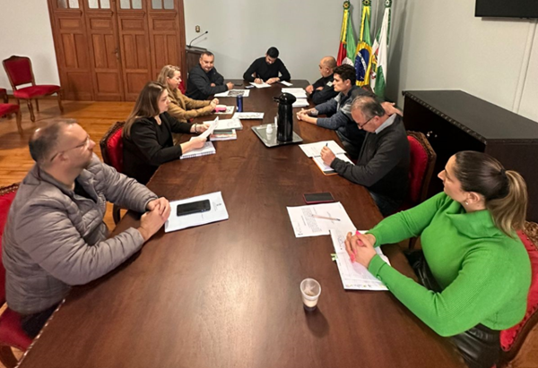 Conselho discute plano de fluxo viário na região central da cidade