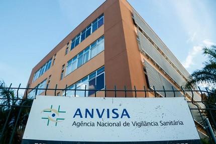 A Anvisa proíbe a venda de lote de atum ralado da Cellier
