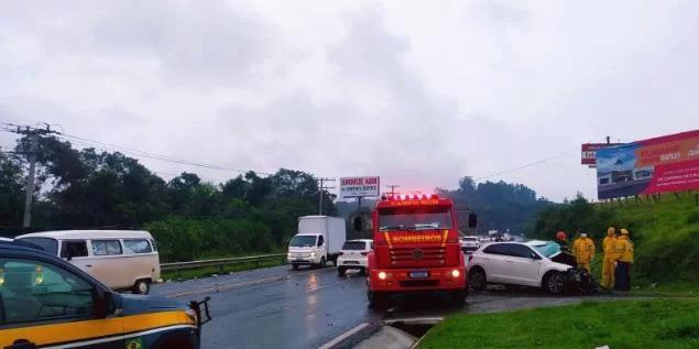 Acidente fatal na BR-116 tira a vida de homem de 52 anos