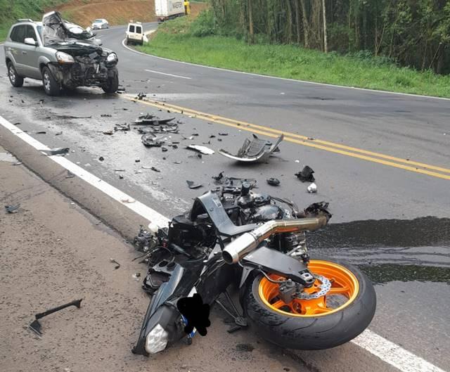 Acidente na BR-282 em Vargem Bonita deixa motociclista com ferimentos graves