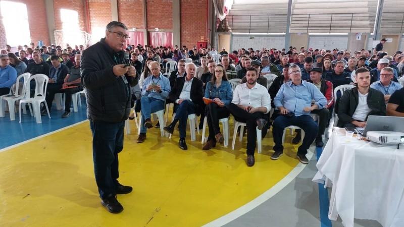 Secretaria da Agricultura participa de encontro de fruticultores em Centenário e debate potencial da citricultura no RS