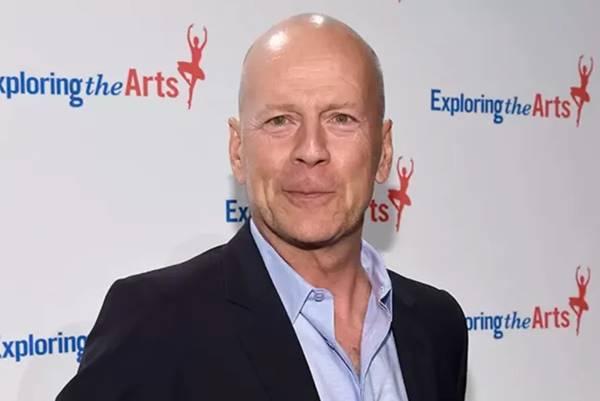 Amigo de Bruce Willis revela que o ator perdeu 