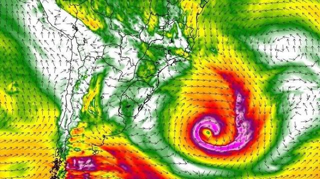 Formação de grande ciclone com potencial de impactos no Brasil