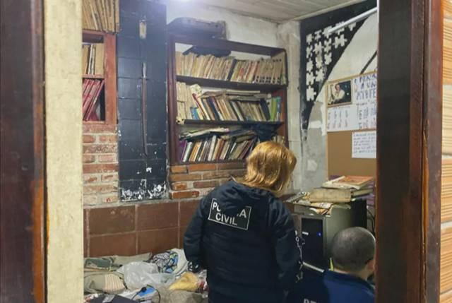 Professor de filosofia é preso no RS por posse de pornografia infantil