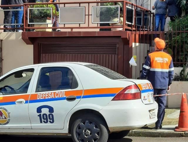 Segundo a Defesa Civil, residências no bairro São José continuarão interditadas