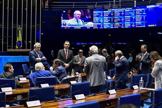 Senado flexibiliza Piso da Saúde