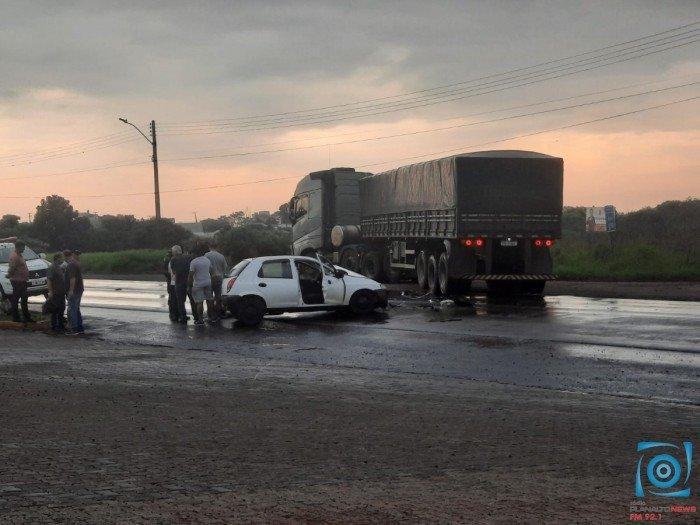 Homem fica ferido em colisão de veículos na ERS-324, em Marau