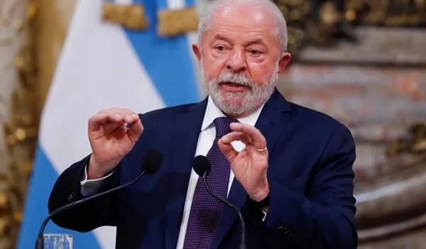 Lula propõe retorno do seguro DPVAT para motoristas brasileiros a partir de 2024