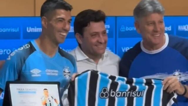 Suárez se despede do Grêmio após vitória e deixa portas abertas para o futuro