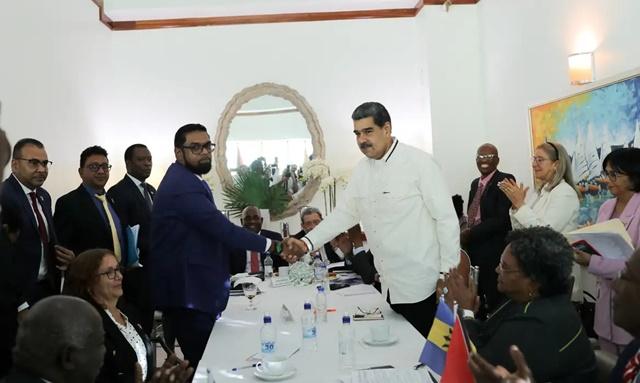 Venezuela e Guiana firmam compromisso de evitar o uso da força