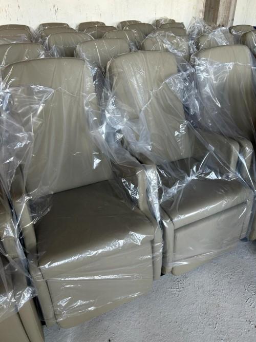 Hospital Santa Terezinha recebe novas poltronas hospitalares