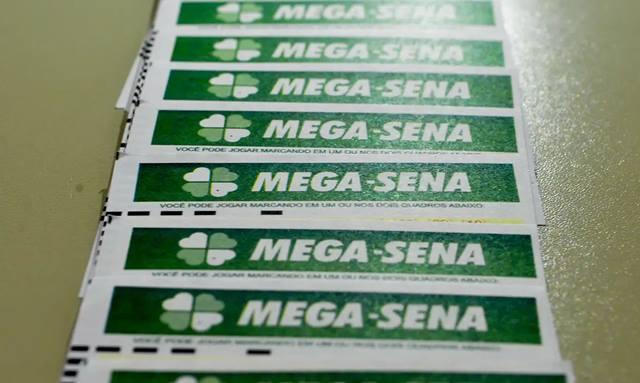 Mega-Sena irá sortear prêmio acumulado em R$ 205 milhões hoje
