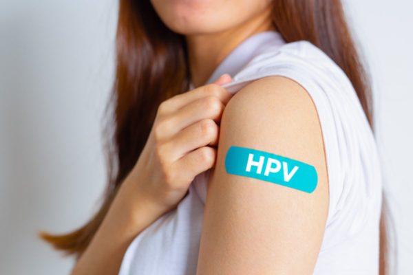 Brasil passa a adotar vacinação em dose única contra o HPV
