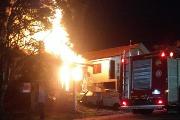 Homem morre em incêndio em Estação