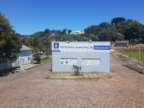 Secretaria de Educação Inicia Inscrições para Contratação Temporária de Auxiliares de Disciplina e Cozinheiras