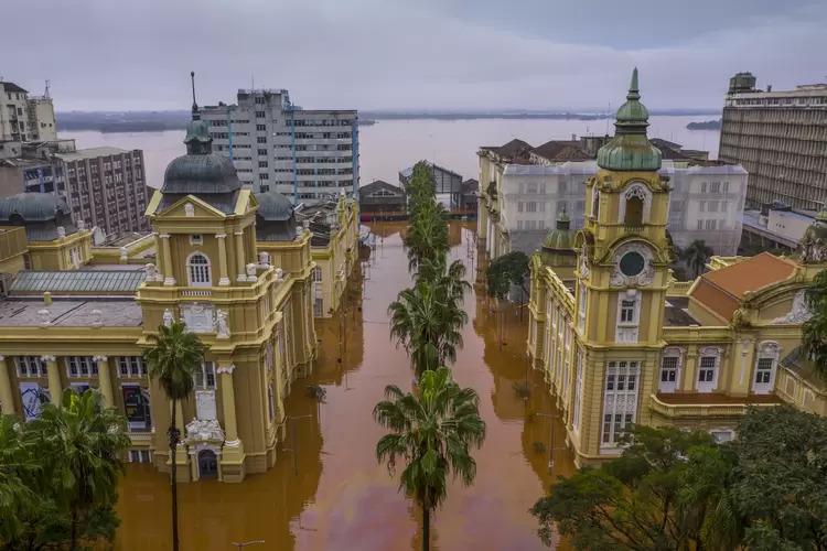 Chuvas no RS: Defesa Civil confirma 107 mortes