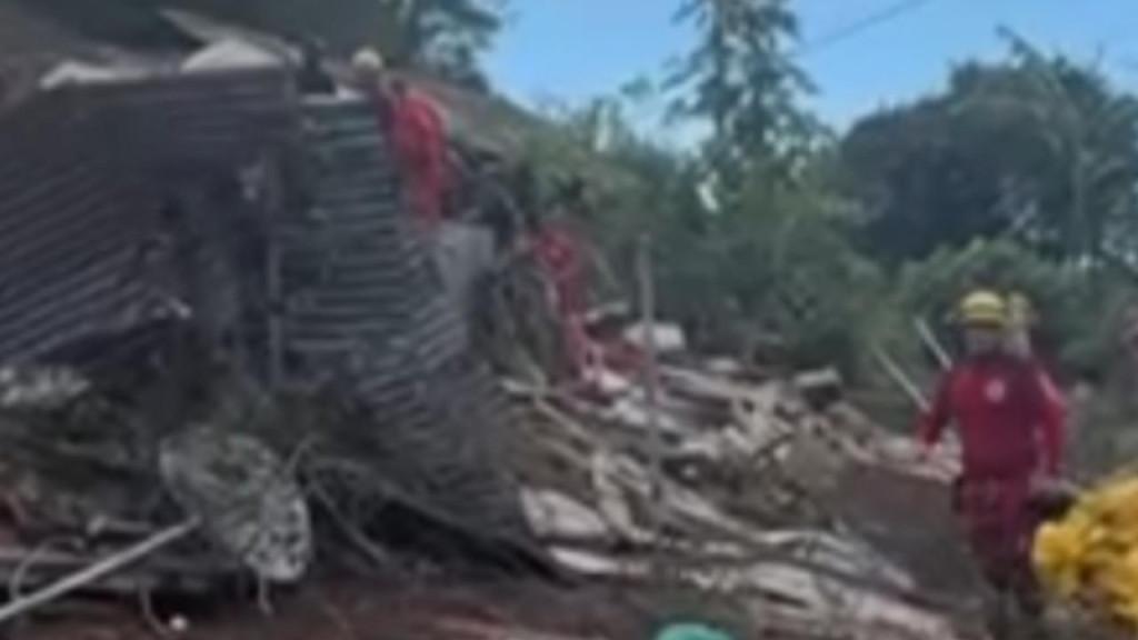 “Morreram abraçadas”: Cinco pessoas da mesma família são encontradas