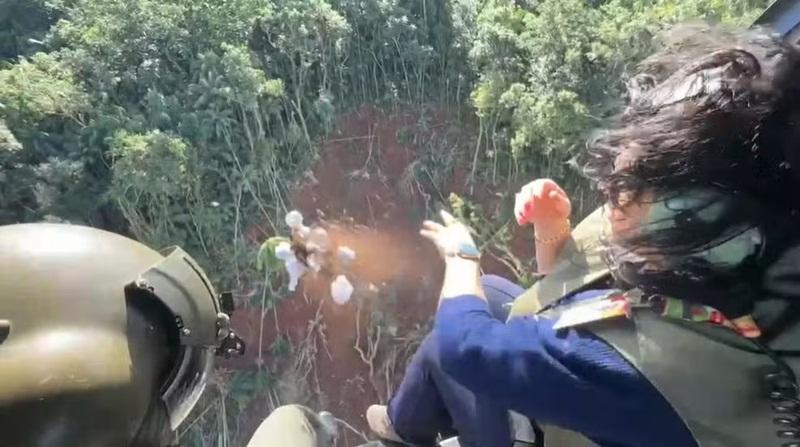 Helicópteros lançam 5 milhões de sementes para restaurar áreas afetadas por enchente no RS