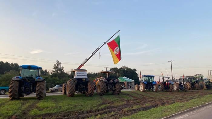 Agricultores de 95 municípios se mobilizam para acompanhar ações em Brasília