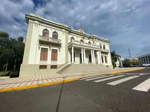 Prefeitura não terá expediente na segunda-feira devido ao Dia do Servidor Público