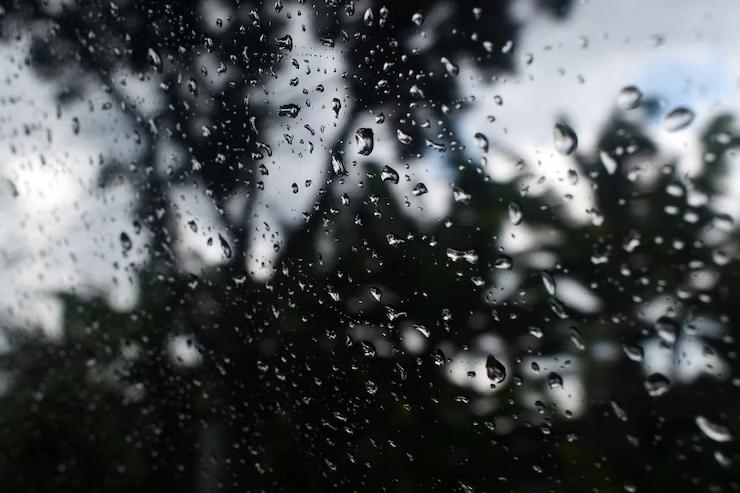 Segunda-feira traz chuva e mudança no tempo para o RS