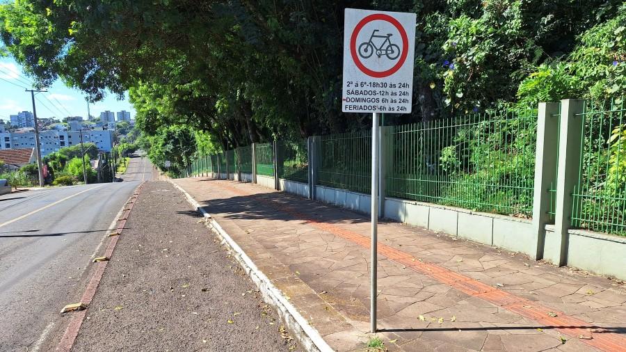 Atenção para os horários de proibição de estacionamento ao redor do Longines