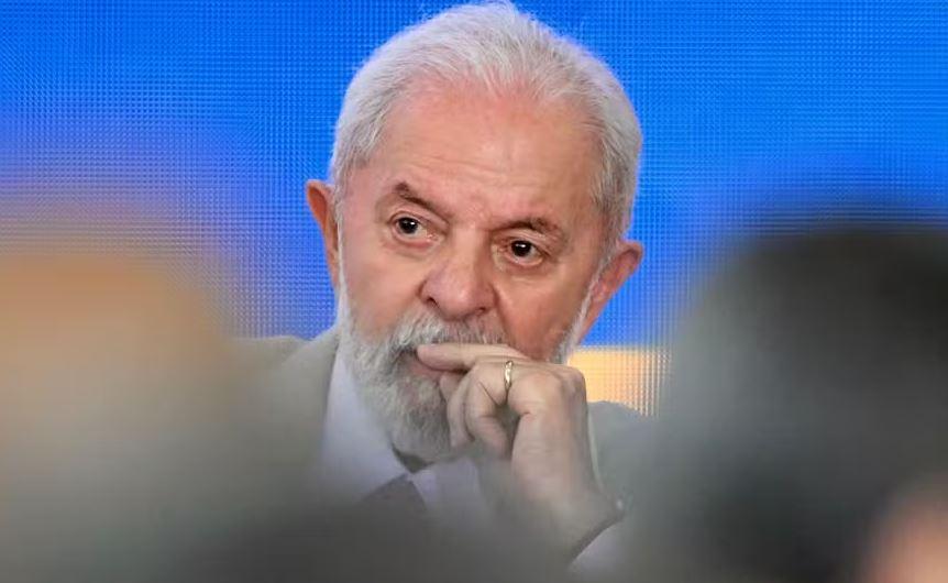 Lula aumenta gastos ocultos e mantém sigilo de 100 anos prometido para acabar