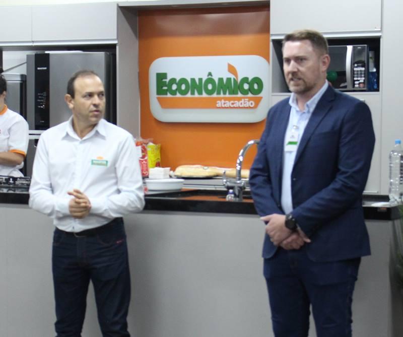 Econômico Atacadão celebra 15 anos com ações especiais durante o mês de maio