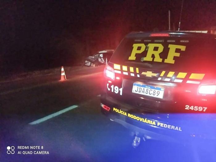 Colisão frontal na BR-386 deixa três pessoas gravemente feridas