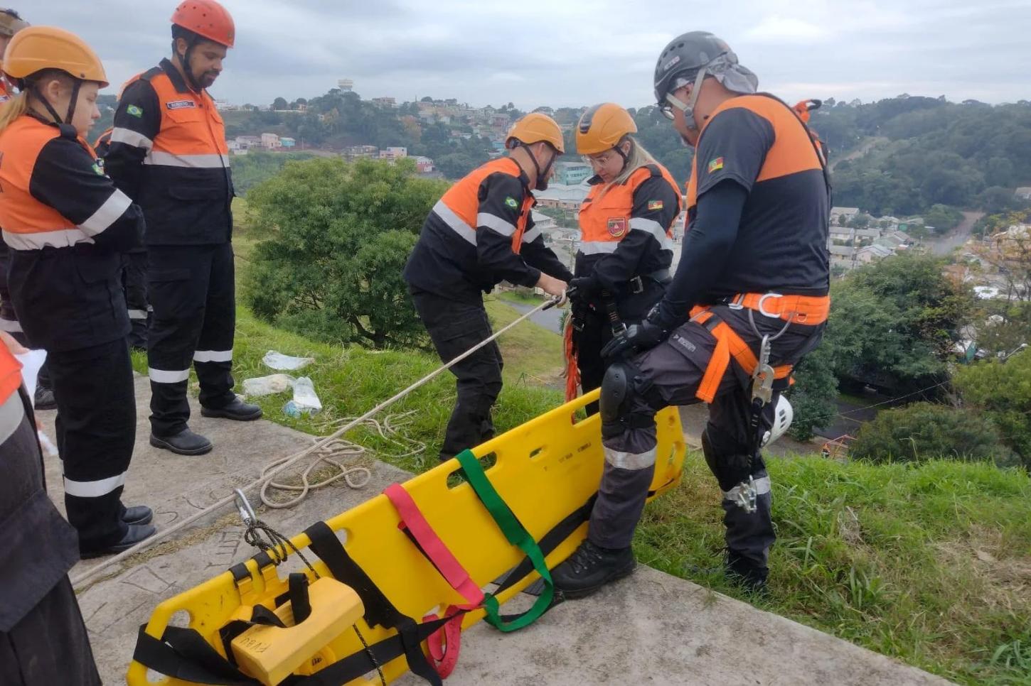 Força Voluntária do Alto Uruguai apresenta balanço das ações em maio de 2025