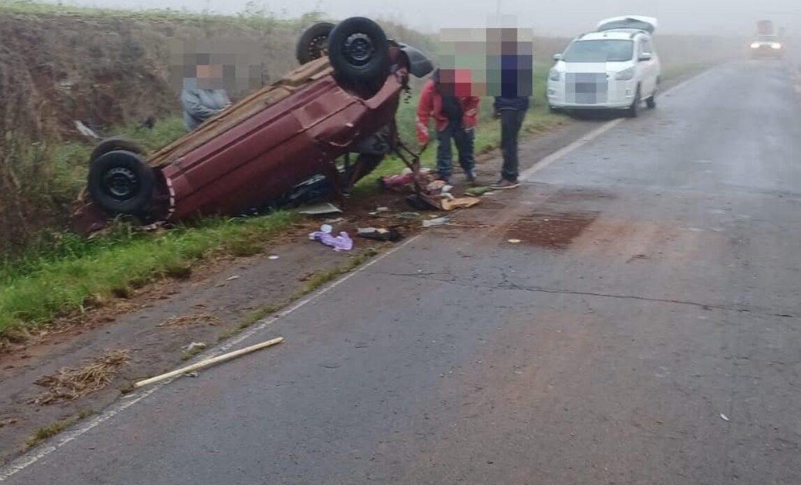 Veículo capota na RS-475, em Getúlio Vargas