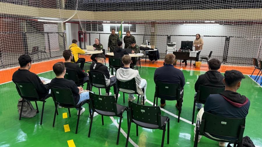 Inspeção de Saúde para jovens alistados acontece no Ginásio Renan Carlos Agnolin