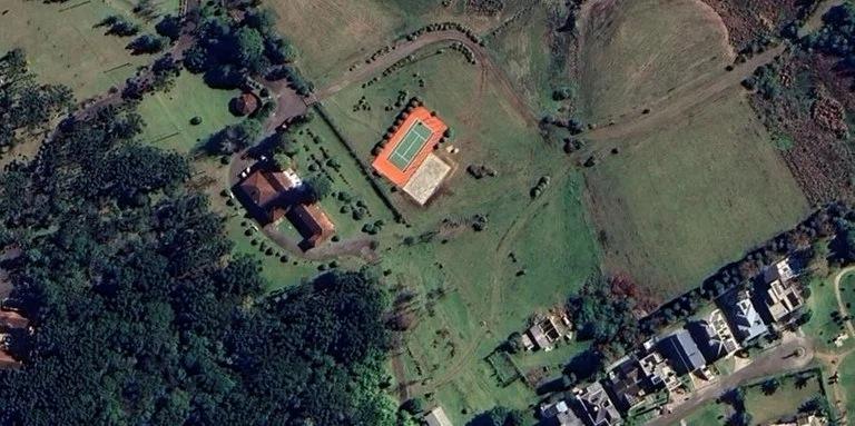 Quadra de beach tennis no Palácio das Hortências gera pedido de investigação contra Eduardo Leite