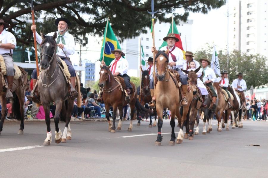 Erechim realiza desfile de 20 de Setembro neste sábado