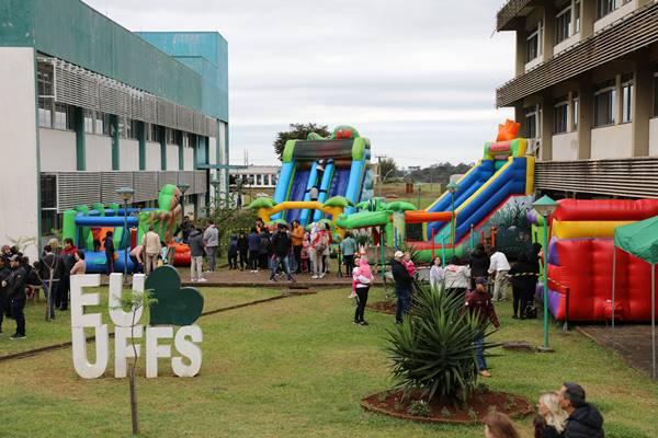 Festa de 16 anos da UFFS é adiada para 5 de outubro