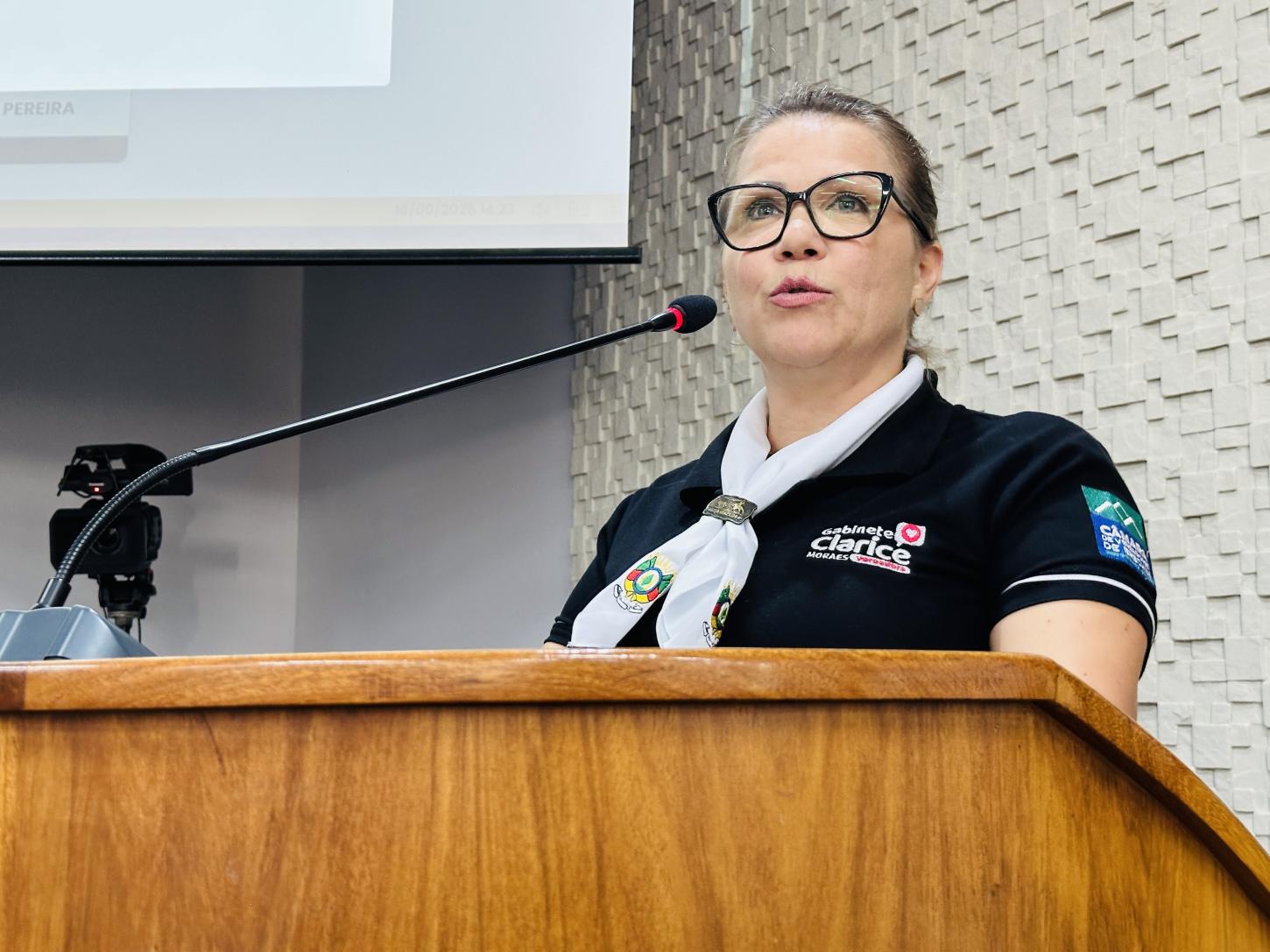 Vereadora Clarice Moraes propõe criação da Semana Municipal de Conscientização e Prevenção à Automutilação e ao Suicídio em Erechim