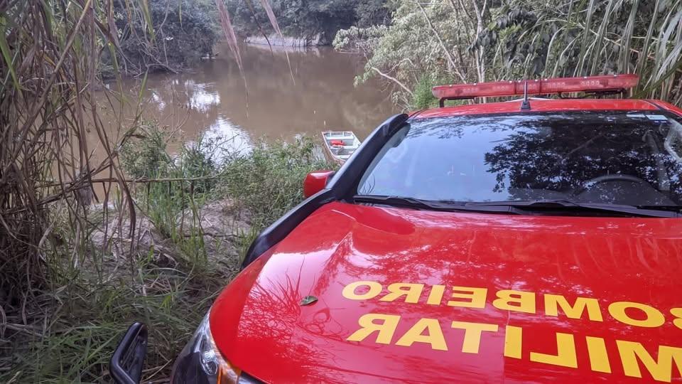 Bombeiros de Nonoai seguem buscas por homem desaparecido no Rio Passo Fundo, em Faxinalzinho