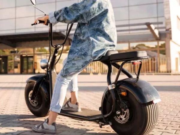 Nova regra exige CNH, placa e capacete para todos os ciclomotores a partir de 2026