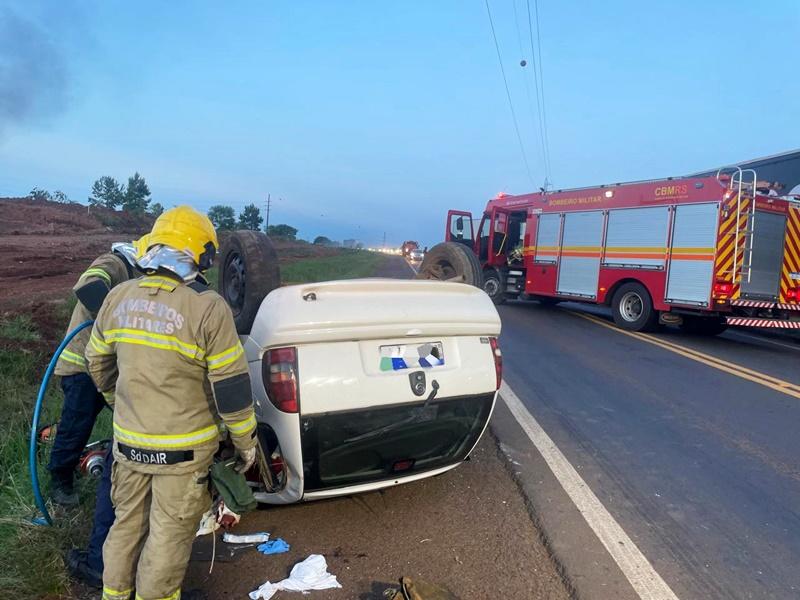 Acidente deixa quatro feridos na BR-153 neste domingo