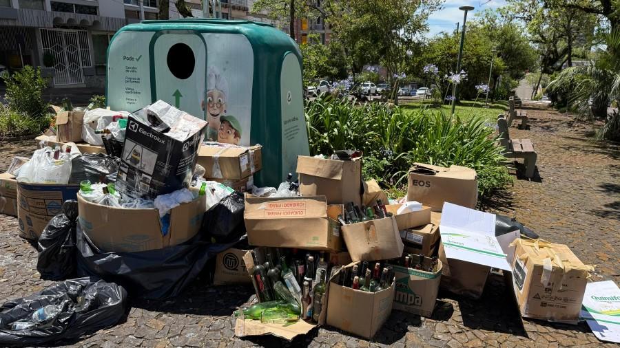 Descarte irregular de vidro causa prejuízos, polui a cidade e será alvo de fiscalização