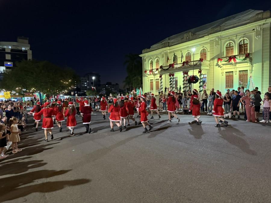 Natal Erechim 2025: Desfile Temático promove magia, união e afeto