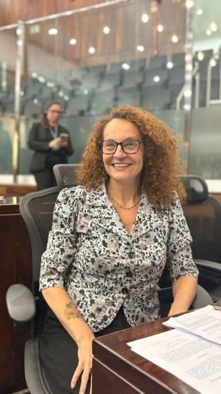 Assembleia Legislativa do RS aprova projeto que obriga placas do Disque 180 em estabelecimentos comerciais