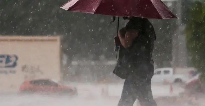 Onda de calor chega ao fim e temporais marcam mudança no tempo no RS