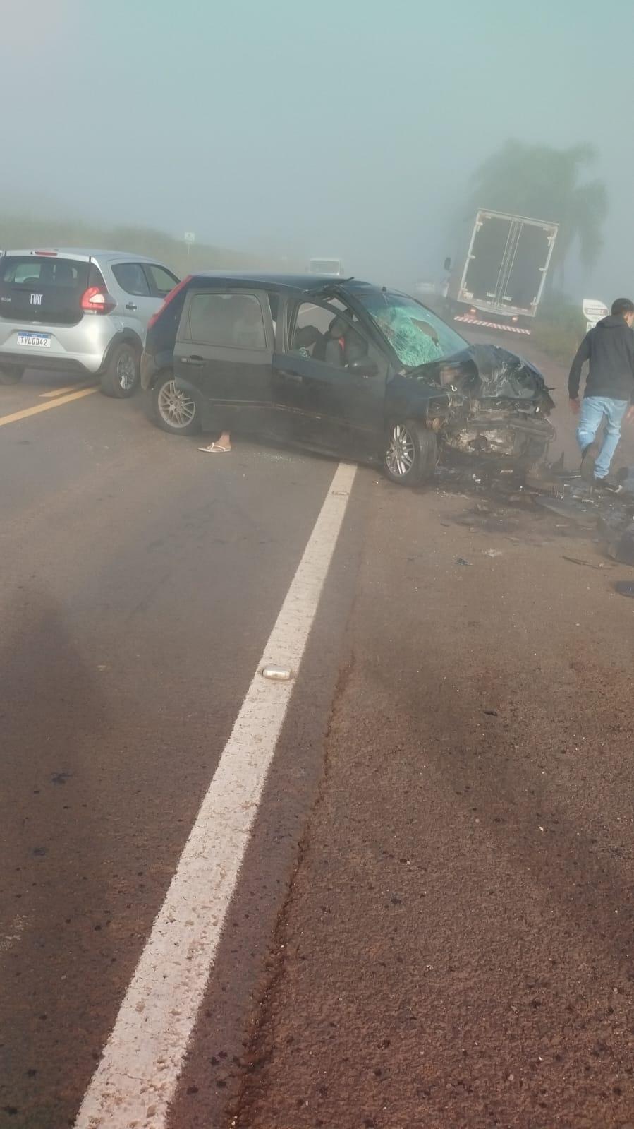 Acidente entre dois carros deixa cinco feridos na RS-480 entre Erechim e Barão de Cotegipe