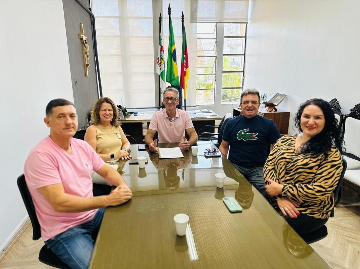 Presidente Carlinhos Magrão recebe nova diretoria do Consepro e reforça parceria pela segurança pública em Erechim