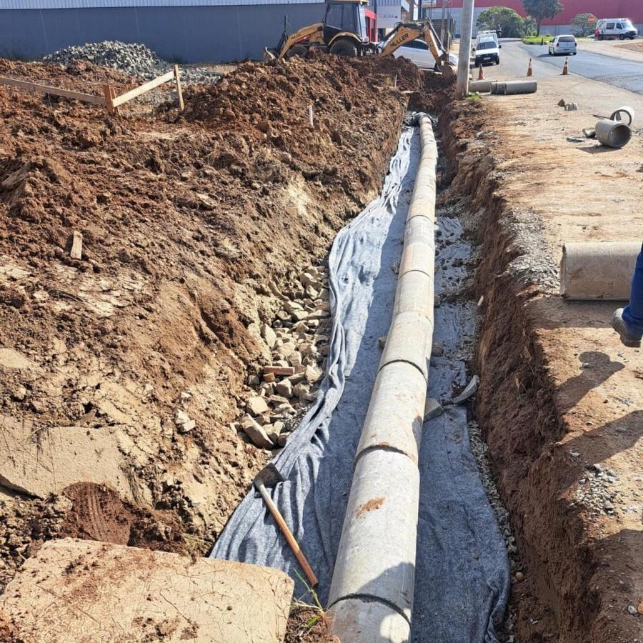 Mais de 25 km de novas tubulações reforçam drenagem urbana em Erechim