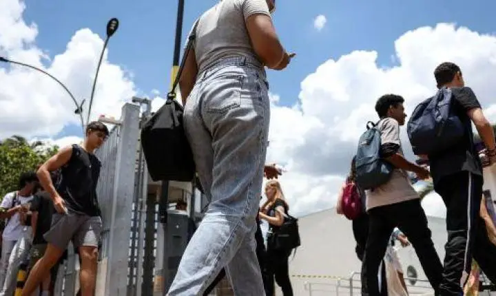 MEC anuncia nova chamada da lista de espera do Fies para o 1º semestre